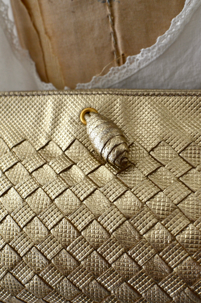 Bottega Veneta Intrecciato Leather Pochette Bag Gold – Pickled Vintage