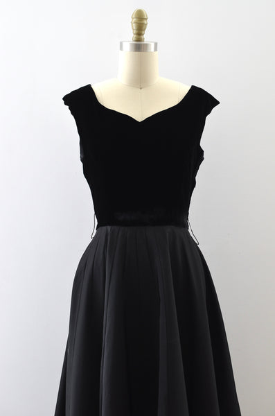 Vintage 1950s Black Velvet Dress