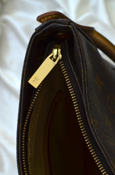 Louis Vuitton Looping GM