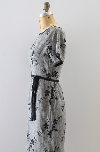 Vintage 1960s Embroidered Eyelet Dress