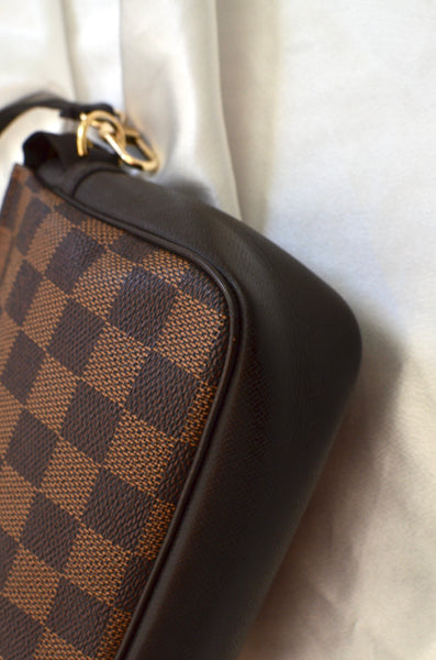 Louis Vuitton Pochette Damier Ebene Trousse