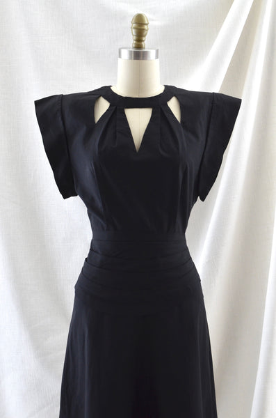 1940's Peaked Sleeve Dress