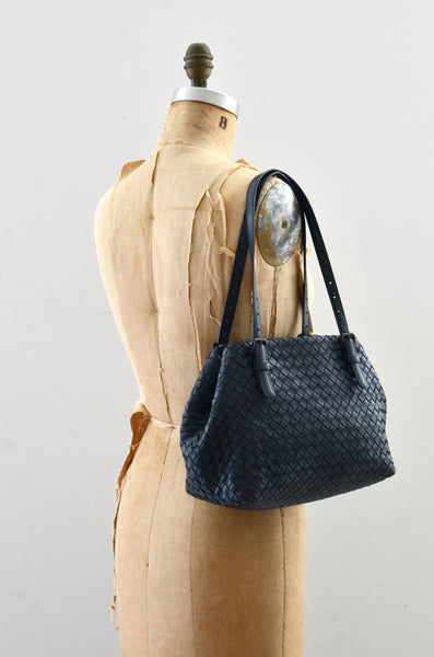 Bottega Veneta Cesta Tote Intrecciato Leather Bag Small