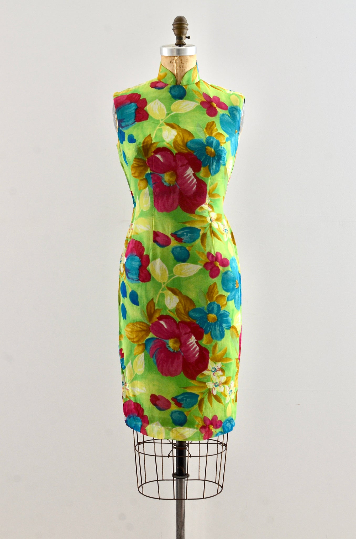 Vintage 60's Green Silk Chiffon Cheongsam