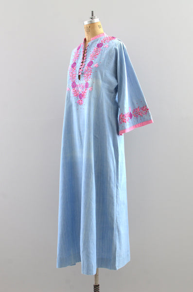 Vintage 1970s Embroidered Kaftan