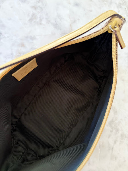 Gucci Boat Pochette