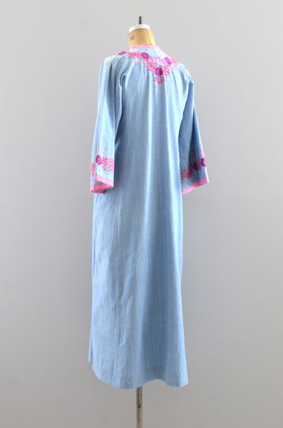 Vintage 1970s Embroidered Kaftan