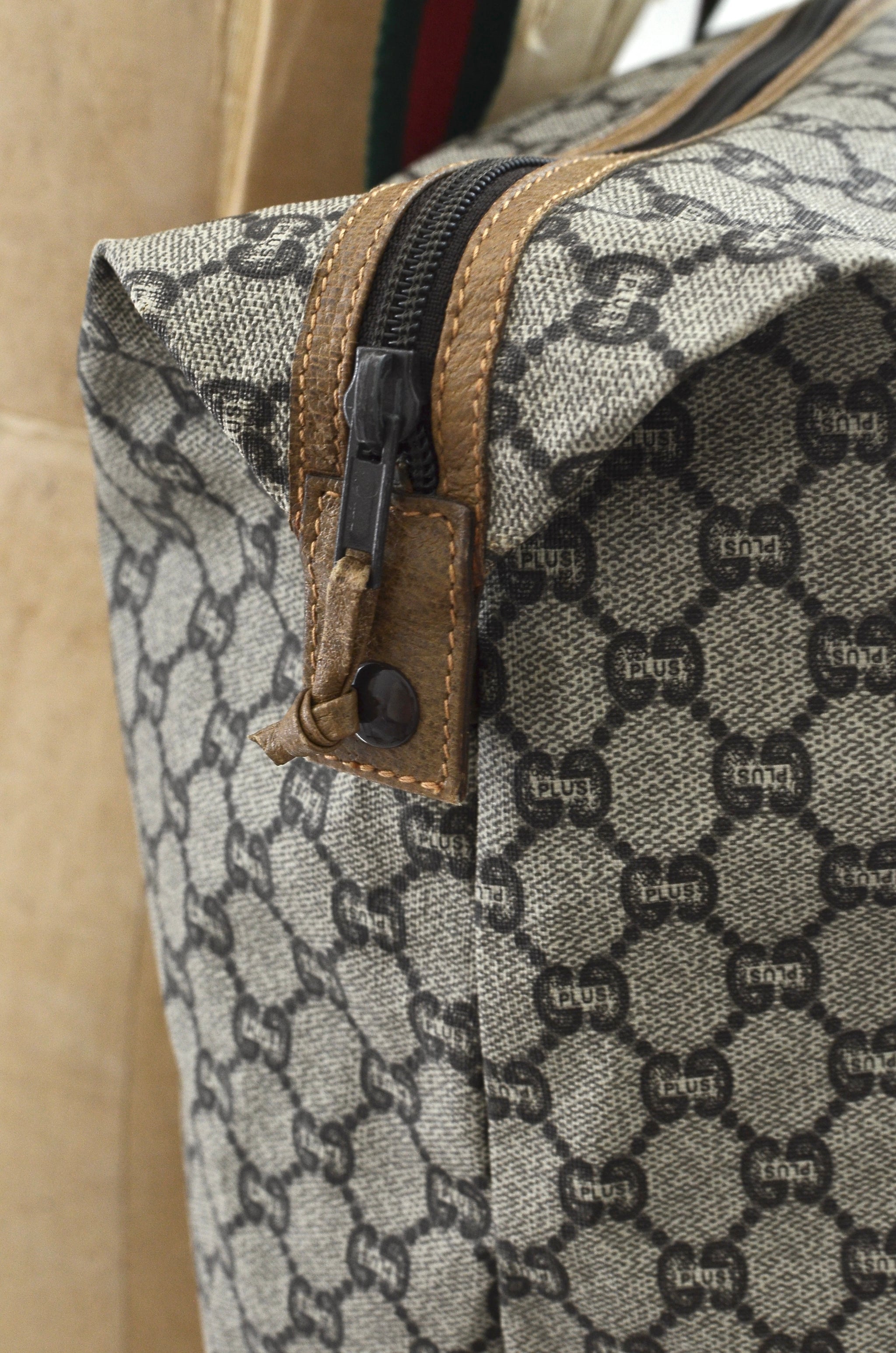 Gucci Sherry Line Weekender Monogram Bag GG PLUS – Pickled Vintage