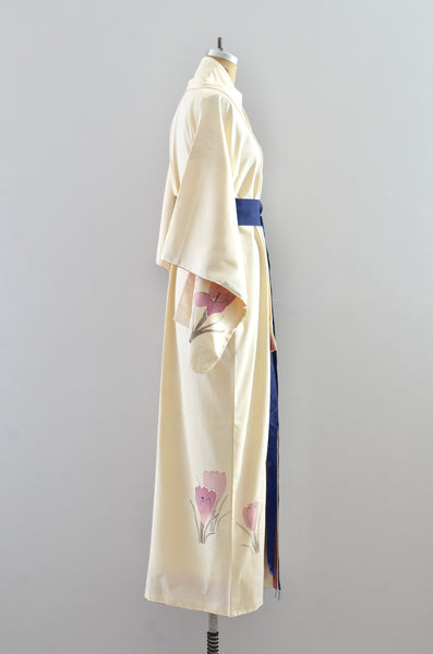 "Rirakkusu" Border Floral Kimono