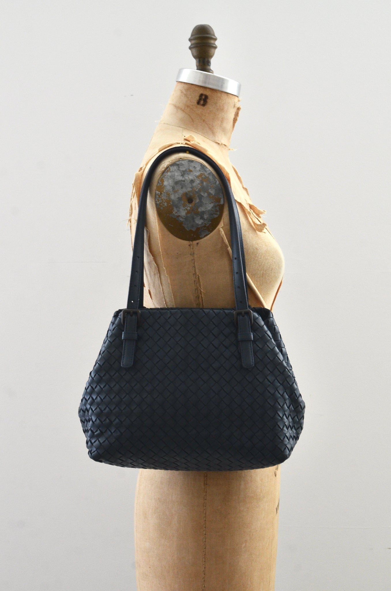 Bottega Veneta Cesta Tote Intrecciato Leather Bag Small – Pickled