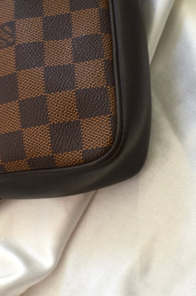 Louis Vuitton Pochette Damier Ebene Trousse