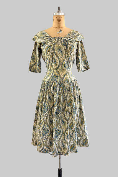 Vintage 1950s Floral Dress