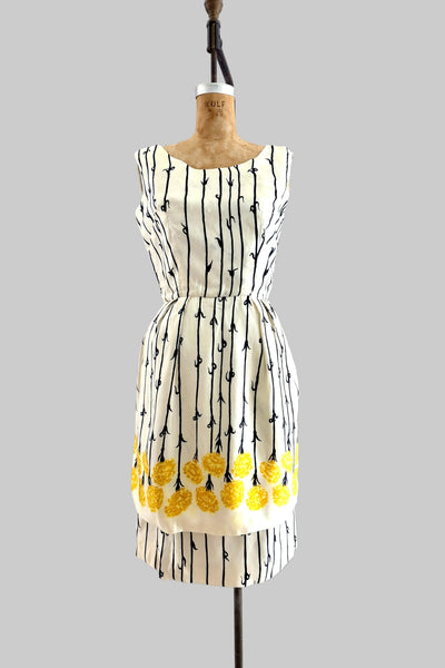 SPRING CLEANING - 1960s Dress