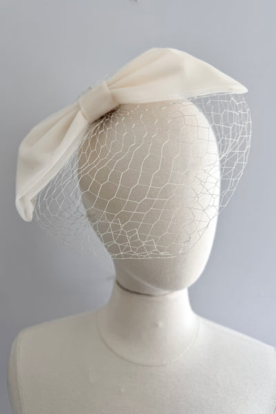 1950s Bow Hat w/ Box