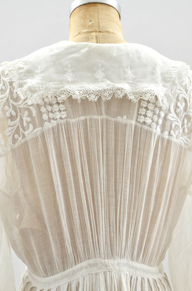 Edwardian Lawn Dress / small medium
