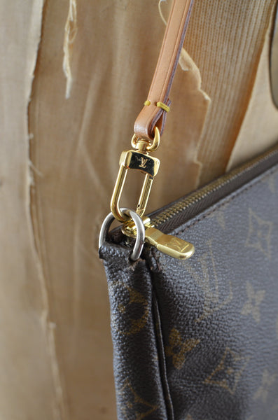 Louis Vuitton Mini Pochette