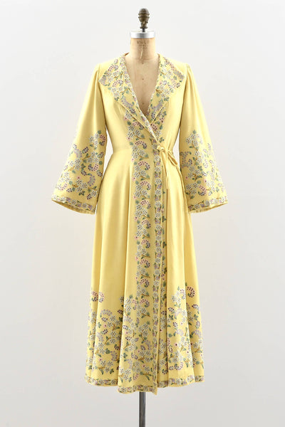 1930s Crewel Embroidered Robe