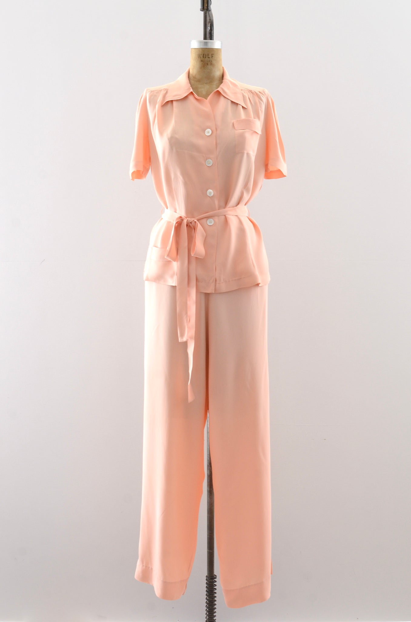 1940's Barbizon Peach Loungewear Set