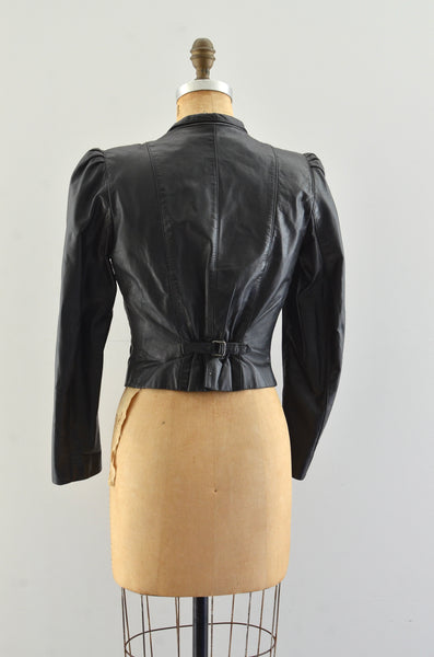 Vintage Cropped Leather Jacket / XS S