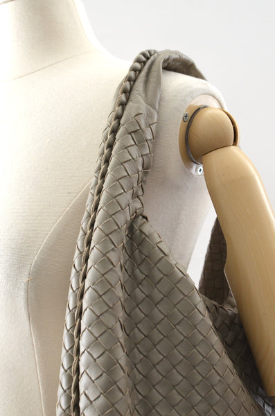 Bottega Veneta Large Intrecciato Veneta Hobo Bag