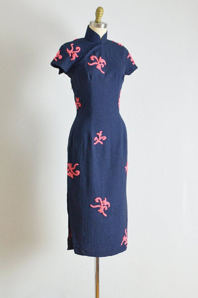 50s Embroidered Wool Cheongsam - Pickled Vintage