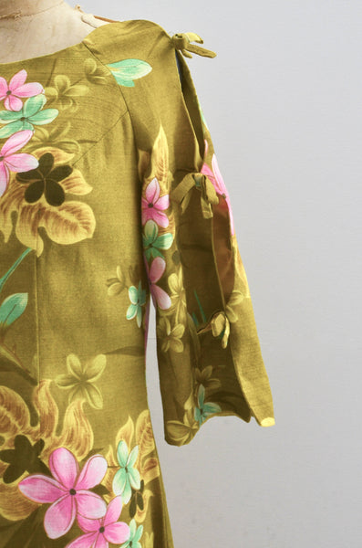 Gold Barkcloth Hawaiian Dress