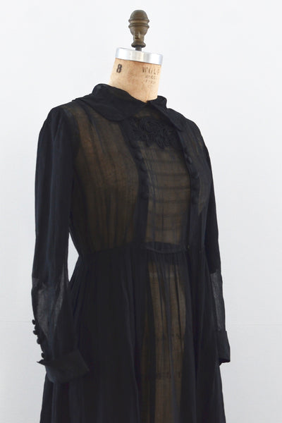 Antique Dress / S