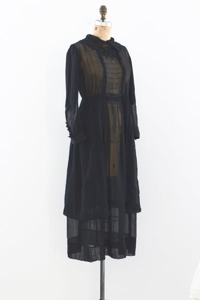 Antique Dress / S