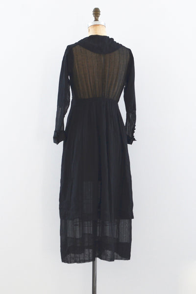Antique Dress / S