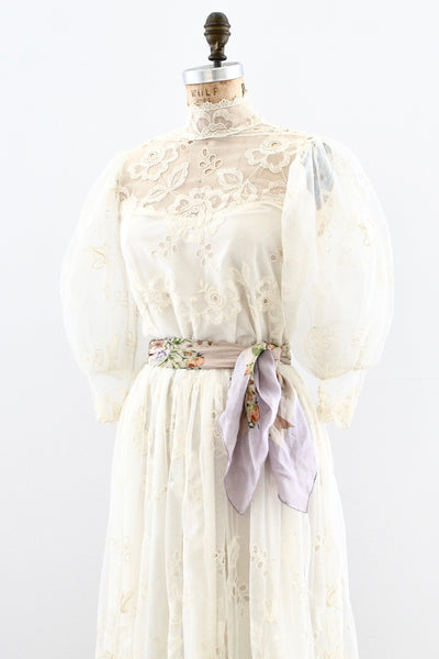 Puff Sleeve Lace Dress / S M