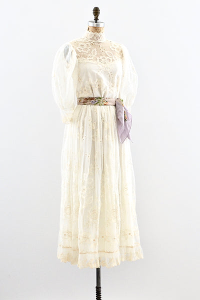 Puff Sleeve Lace Dress / S M