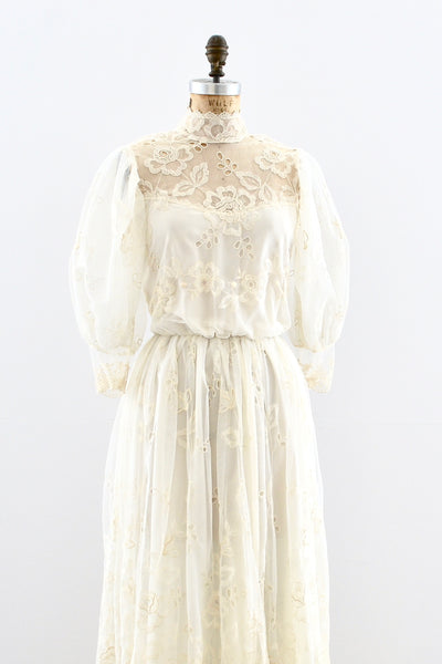 Puff Sleeve Lace Dress / S M
