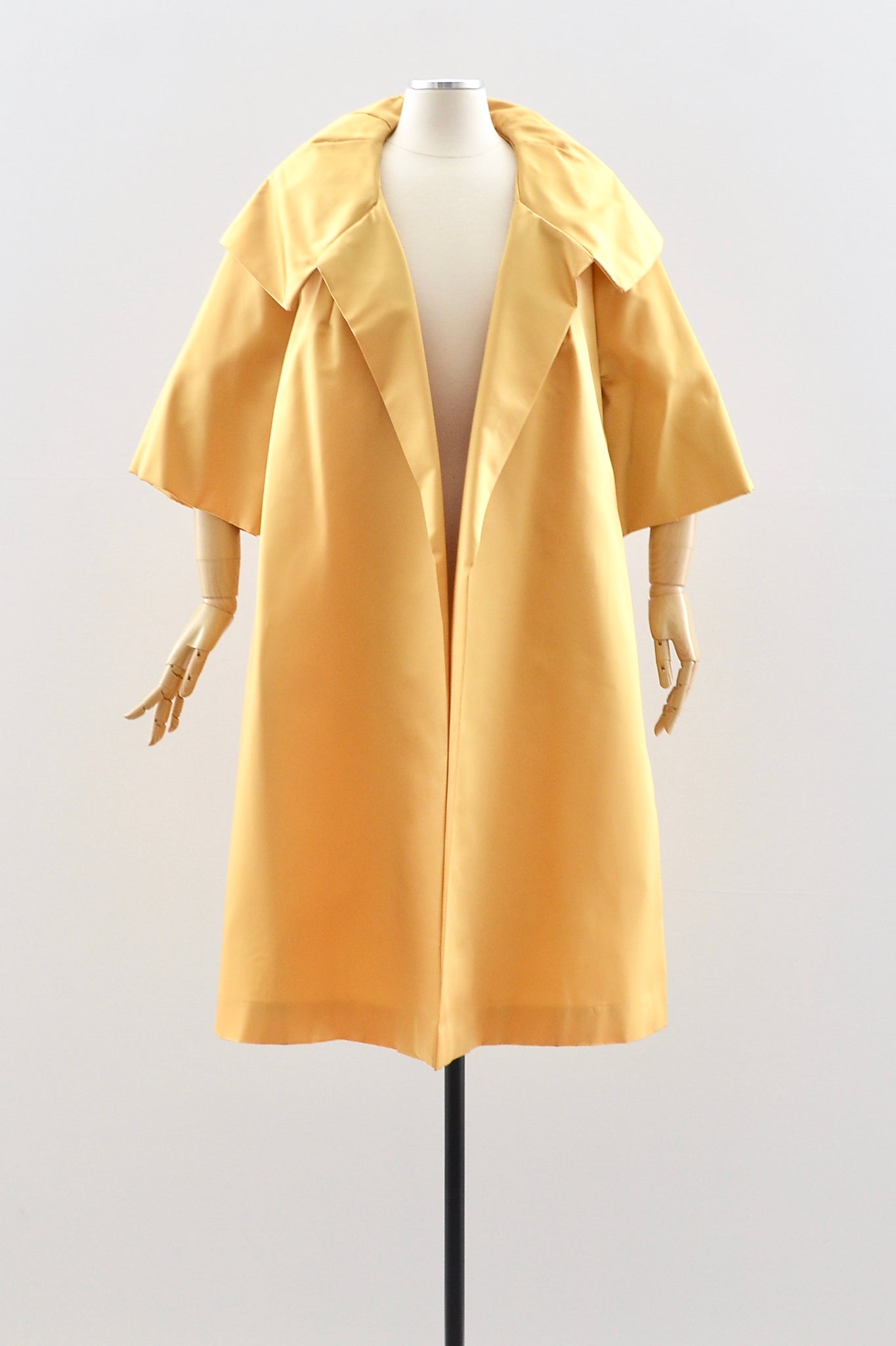 Golden Swing Coat