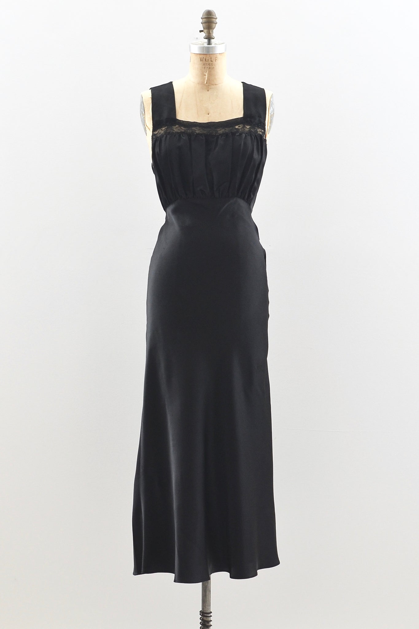 30s Noir Slip