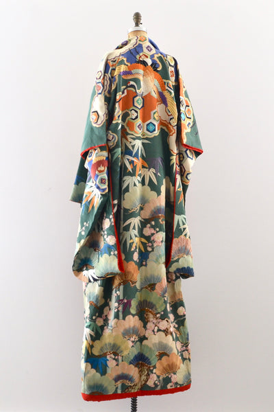Fine Ceremonial Uchikake Kimono