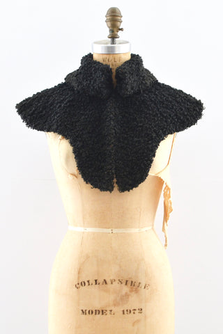 Noir Cape