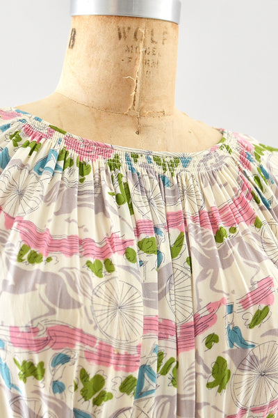 1940s Novelty Print Smocked Dress