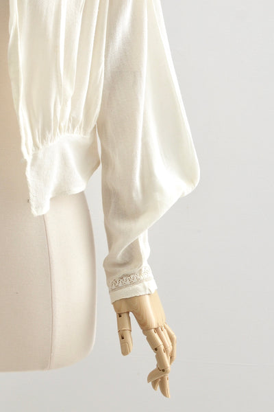 Peaked Sleeve Top / S