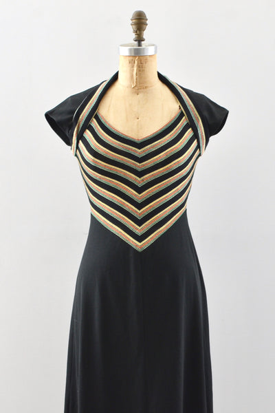 Cutout Chevron Dress / XS