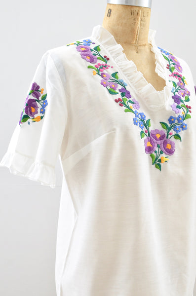 70's Embroidered Blouse / S
